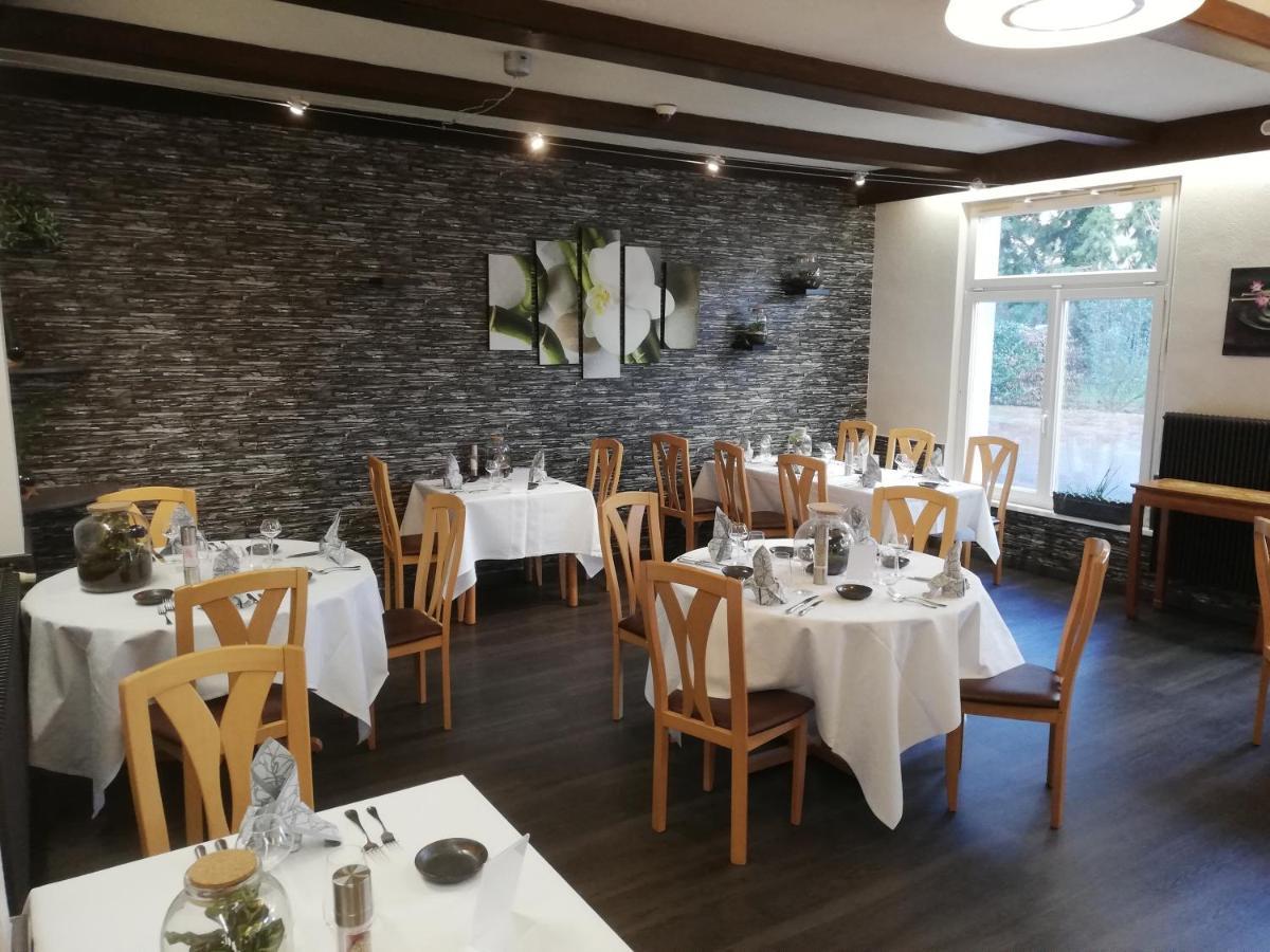 Hotel Restaurant Le Moschenross Thann Exterior photo